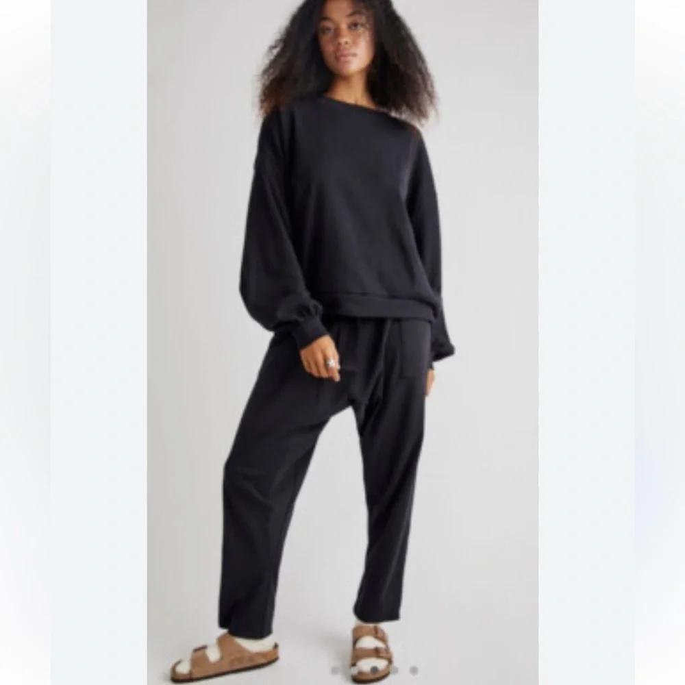 Free People Beach Monterey Pullover Relaxed Black Sweatshirt sz S